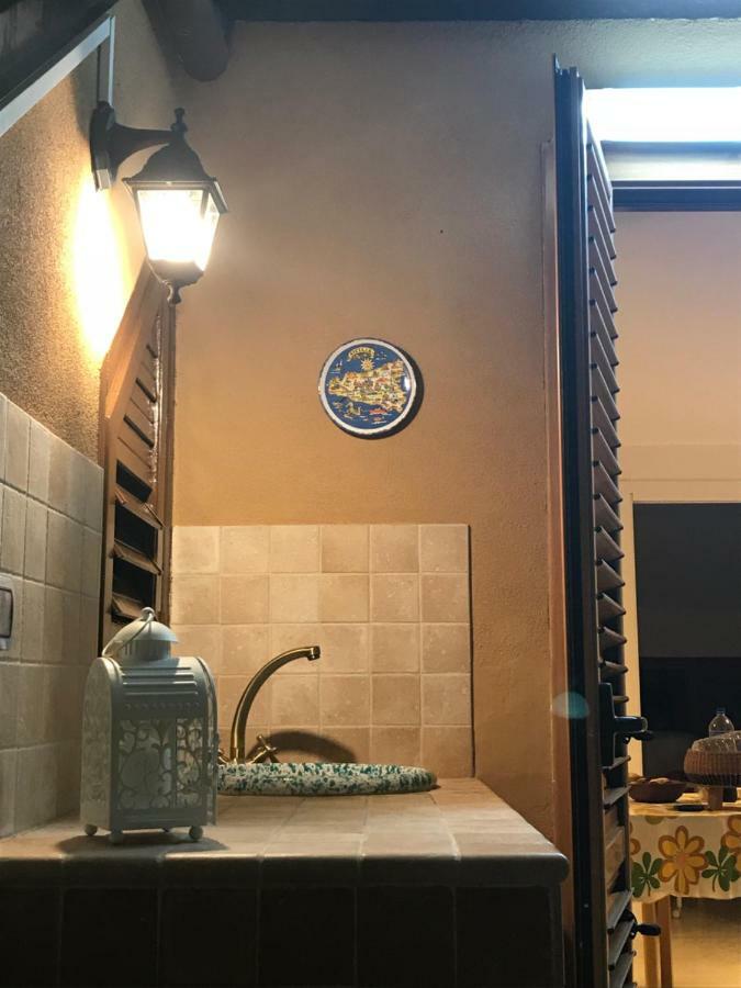 Ferienwohnung La Casa Del Sole Sorgente Letojanni Exterior foto